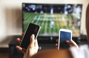 You can cash out with bet365's App while watching your favorite game.